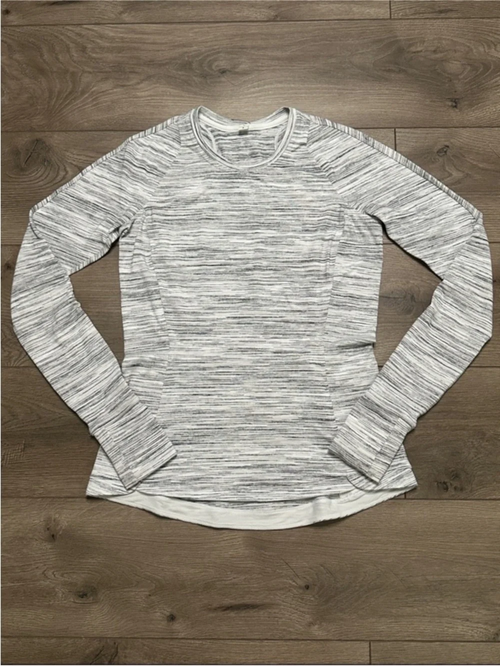 Lululemon Runderful Long Sleeve Space Dye Camo White Silver Spoon Top Size 10